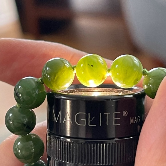 High quality spinach green nephrite jade bead sterling silver necklace - Picture 7 of 10